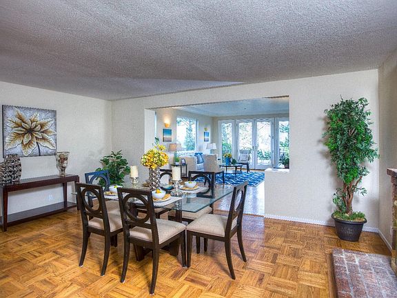 5th image of 1464 Crespi Dr