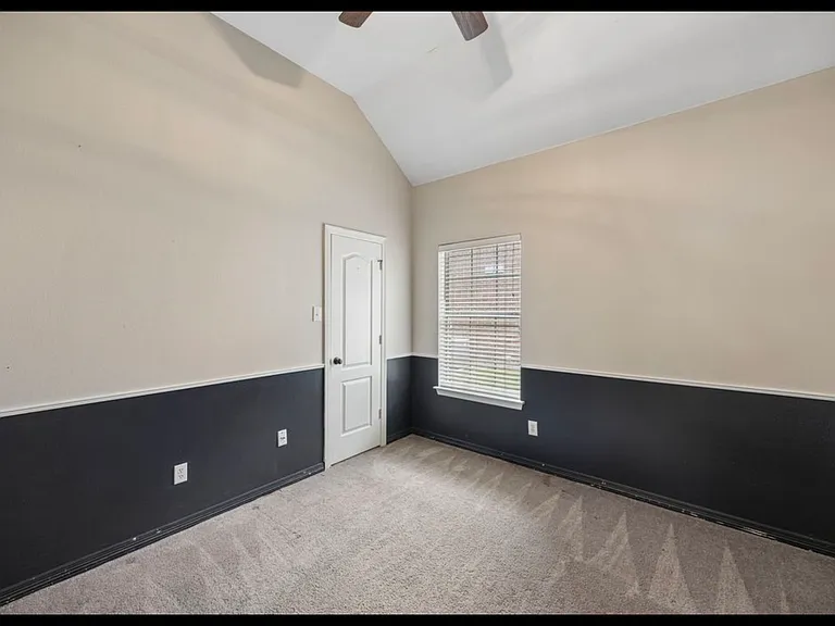 1760 Wind Hill Rd — Photo 26