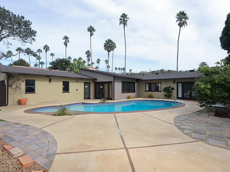 6020 Vista De La Mesa — Photo 13