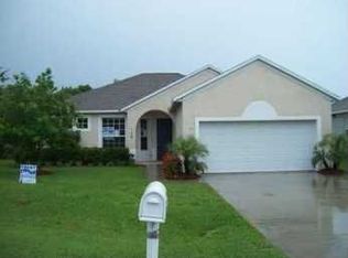 876 10th Dr, Vero Beach, FL 32960