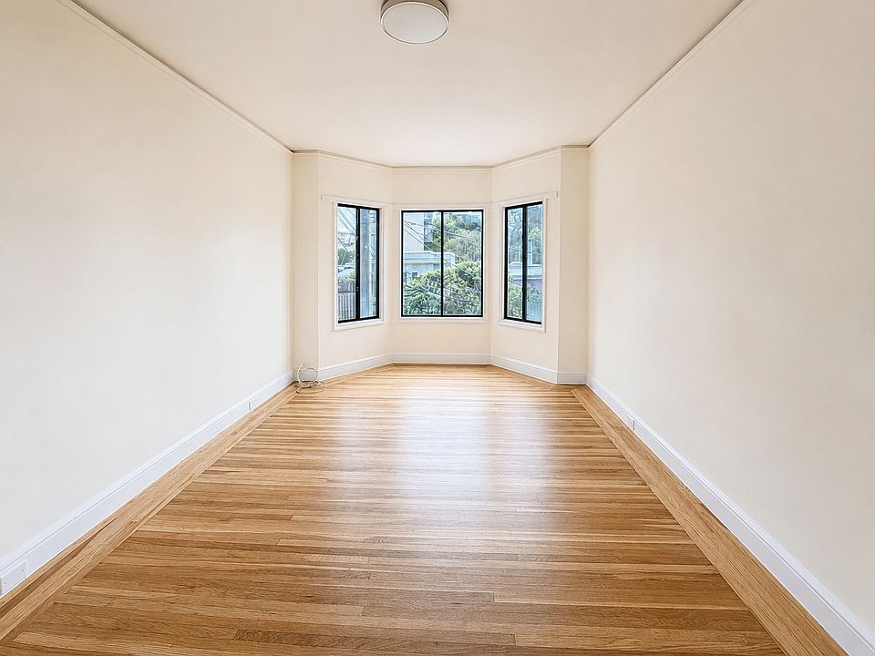 1st image of 11 Wood St APT 3