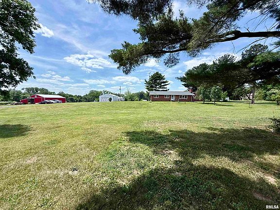 2nd image of 1225 Stanton Airport Rd