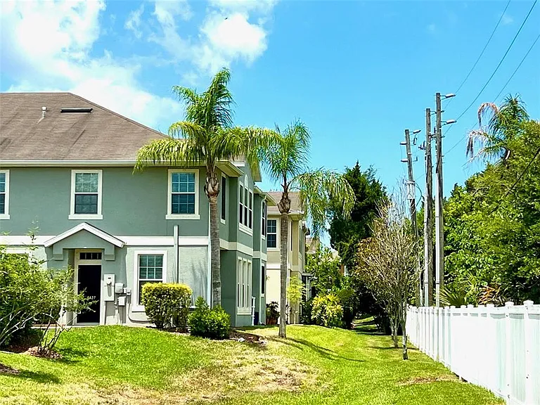 8427 Blue Rock Dr — Photo 45