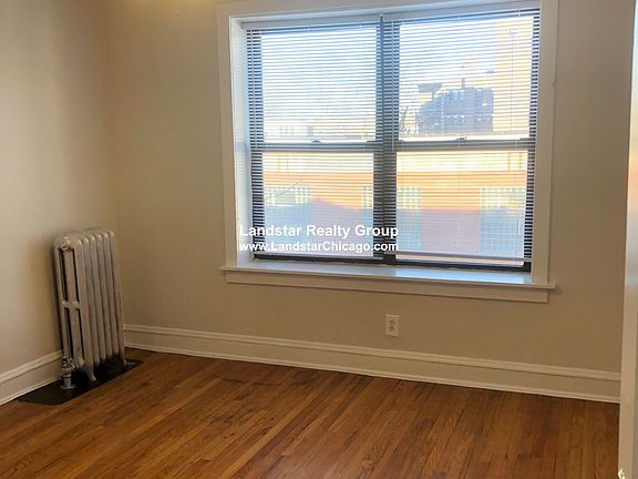 2nd image of 4105 W Belmont Ave #2