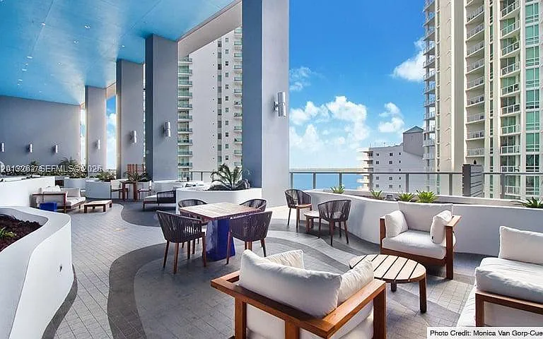 1300 Brickell Bay Dr #3402 — Photo 29