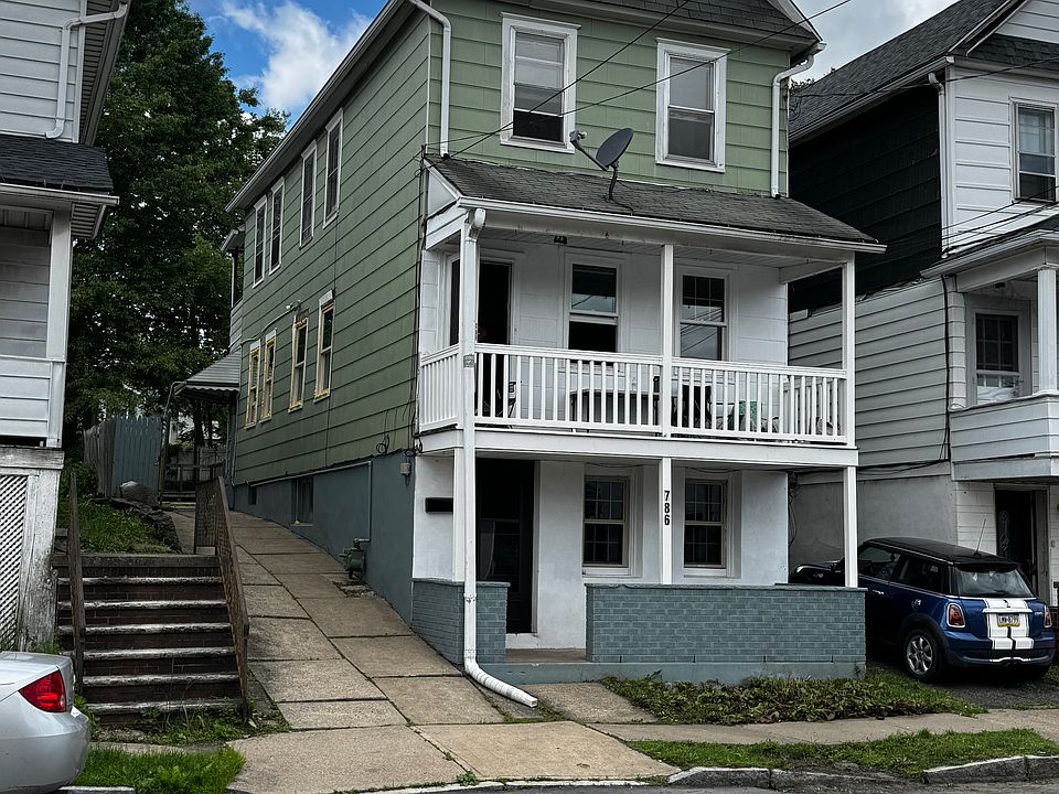 1st image of 786 N Pennsylvania Ave