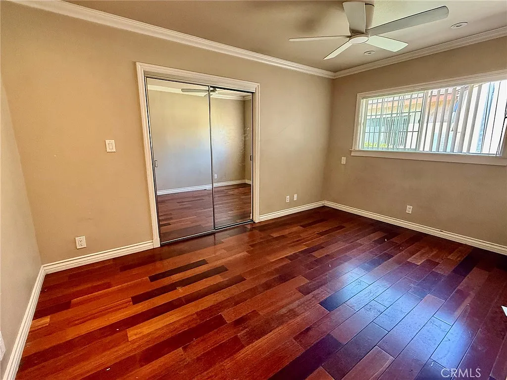 2 bed, 1050 sqft, $3,000 — Photo 4