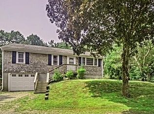 492 Cotuit Rd, Mashpee, MA 02649