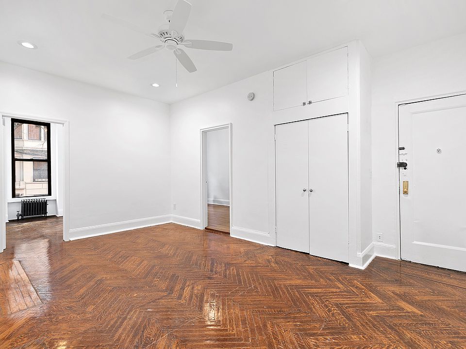 1st image of 15 W 74th St APT 3