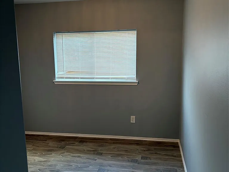 7214 Crescent Mills Dr — Photo 11