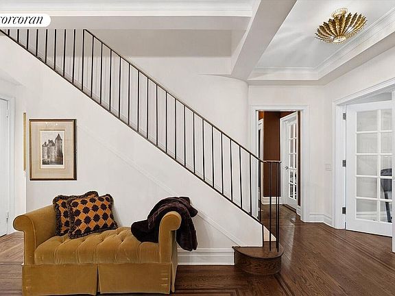 4th image of 545 W End Ave #3BG