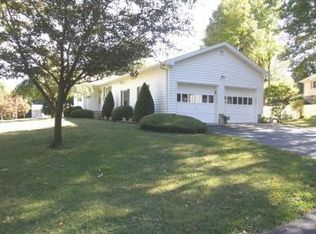 85 Old Croton Rd, Flemington, NJ 08822