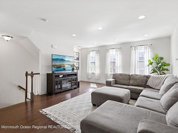 3rd image of 2303 Pysno Ct