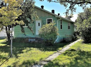 107 14th St, International Falls, MN 56649