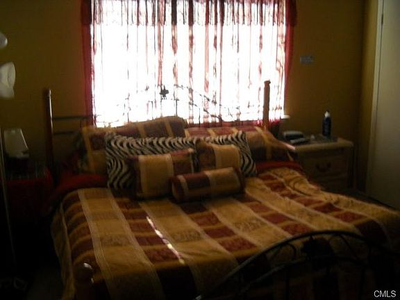 5th image of 7 Ameridge Dr