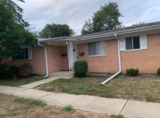 1396 Wing St APT 2, Elgin, IL 60123