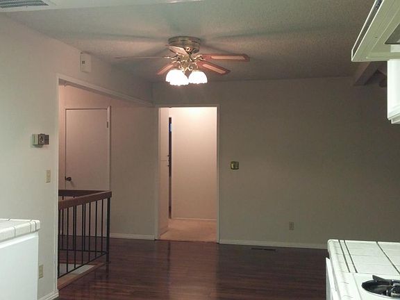 5th image of 3065 Oldfield Way