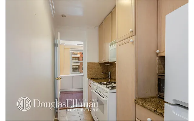 Sold by Douglas Elliman | media 3