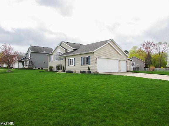 2nd image of 1310 Canary Grass Dr SE