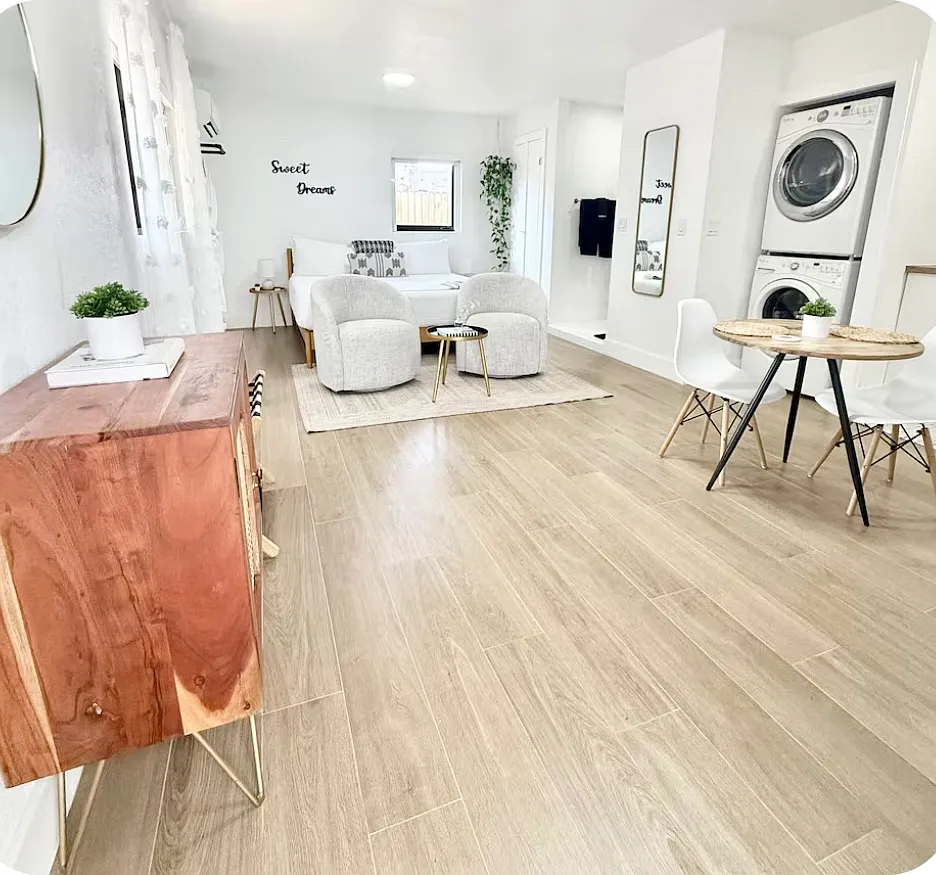 Studio, 350 sqft, $2,300 — Photo 3