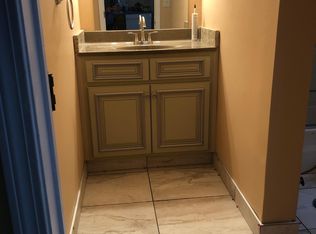 27 Lawrence St APT 3, Vernon, CT 06066