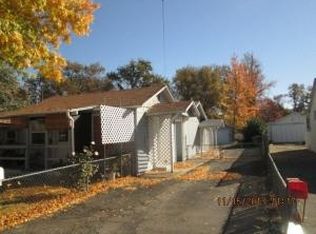 1627 School St, Anderson, CA 96007