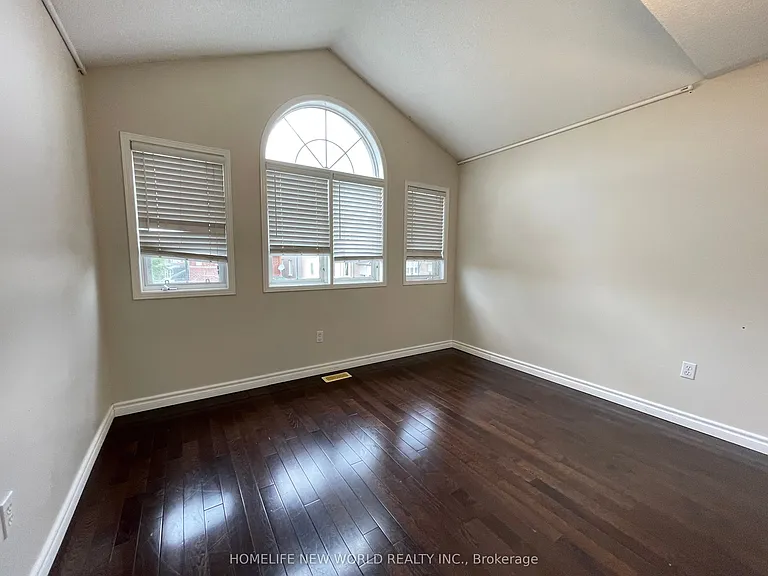 231 Madison Heights Blvd — Photo 10