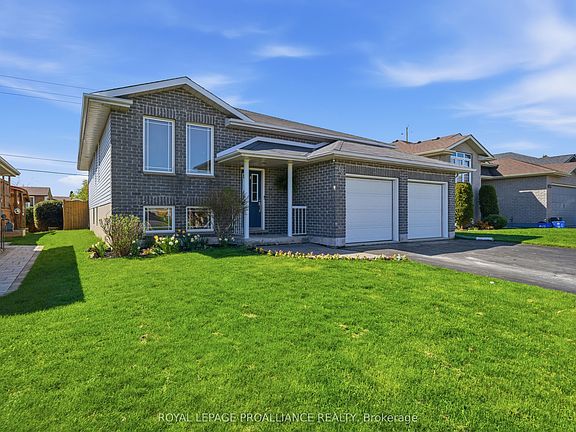 2nd image of 12 Ridgeview Ln