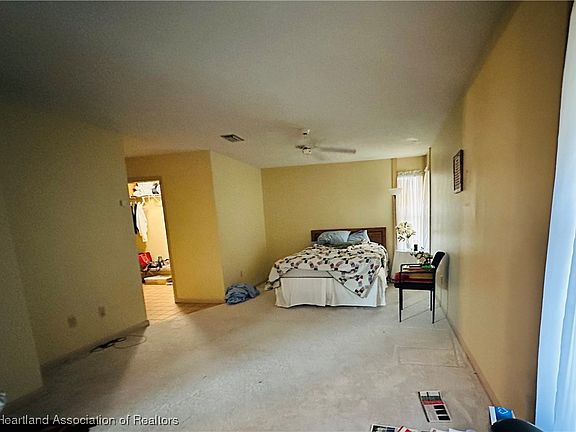 4th image of 1601 Gramarcy Ave