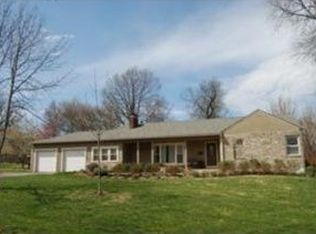 6328 Robinhood Ln, Merriam, KS 66203