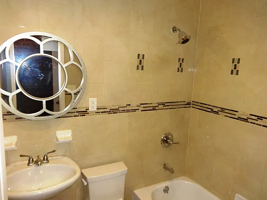 Rented by Blue Egg Realty Corp | media 20