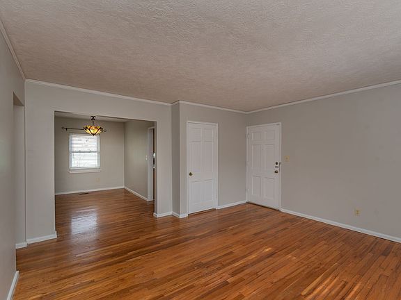 4th image of 501 Milledge Rd APT 13A