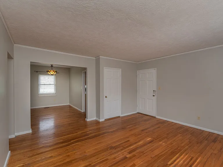 501 Milledge Rd #13A — Photo 4