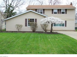 6588 Forest Glen Ave, Solon, OH 44139