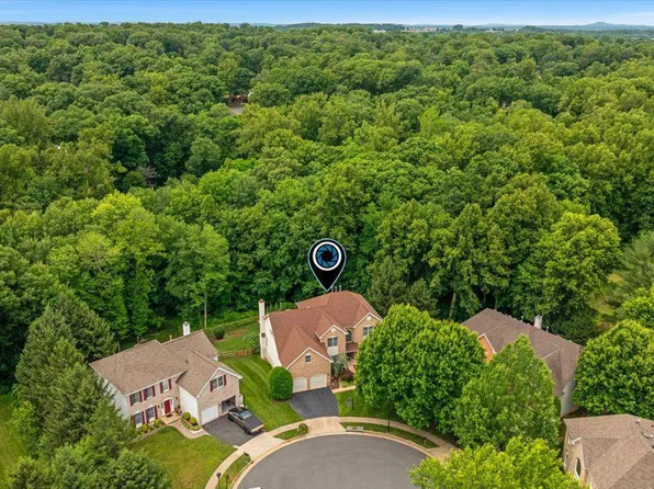 1501 Judd Ct, Herndon, VA 20170