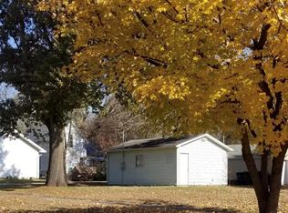 503 E Winter Ave, Greenville, IL