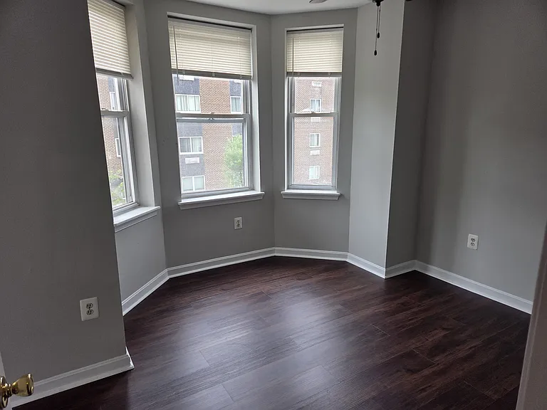 1216-1218 W Fayette St #201 — Photo 13