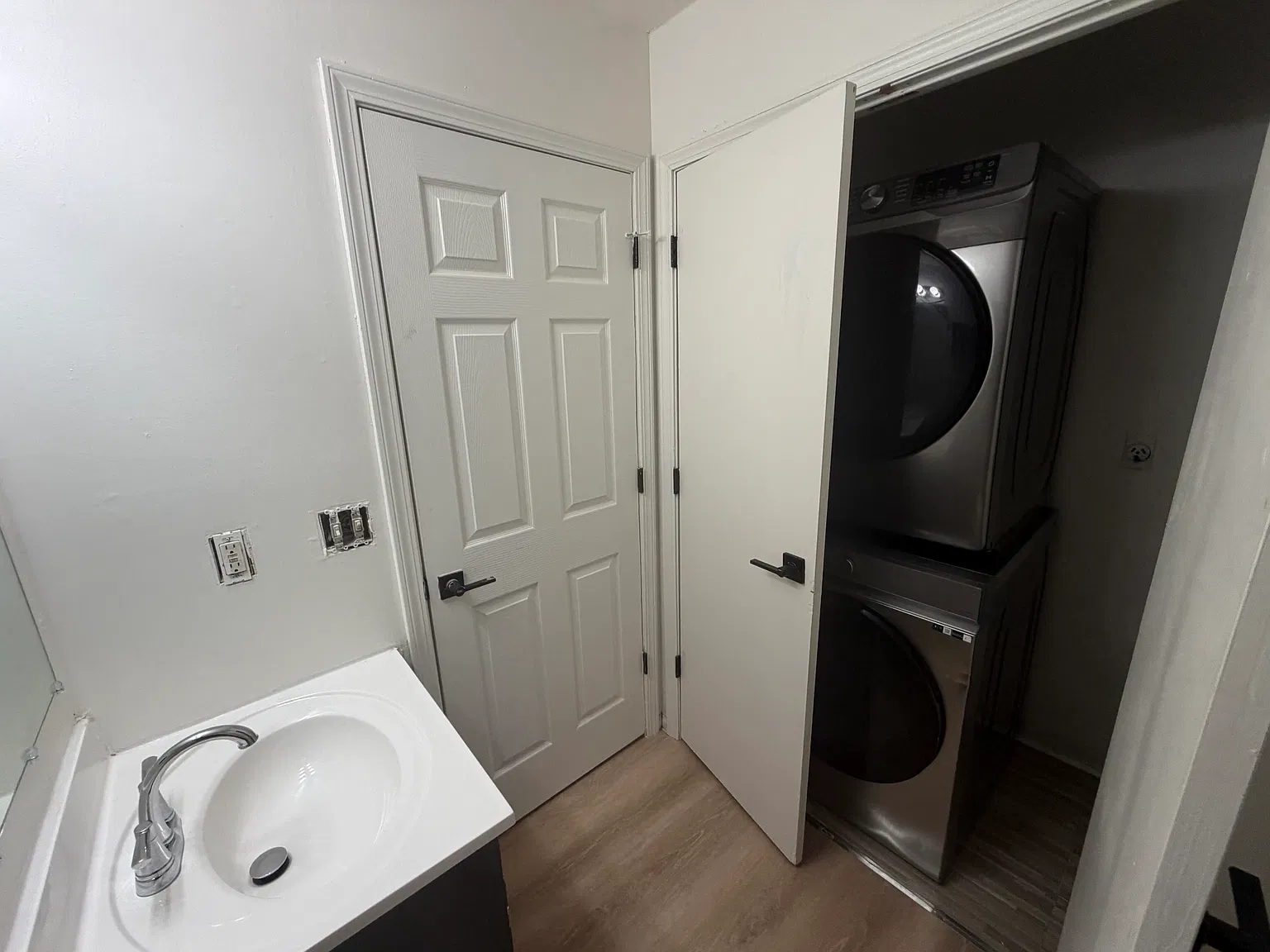 2 bed, 750 sqft, $1,400 — Photo 3