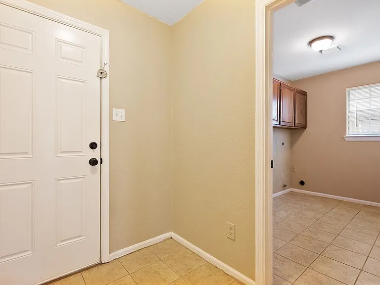 7517 Point Reyes Dr — Photo 16