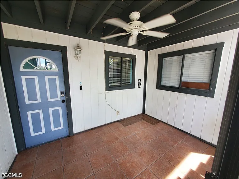 1055 Palm Ave #214 — Photo 3