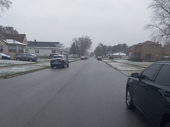 4th image of 601 Price Ave