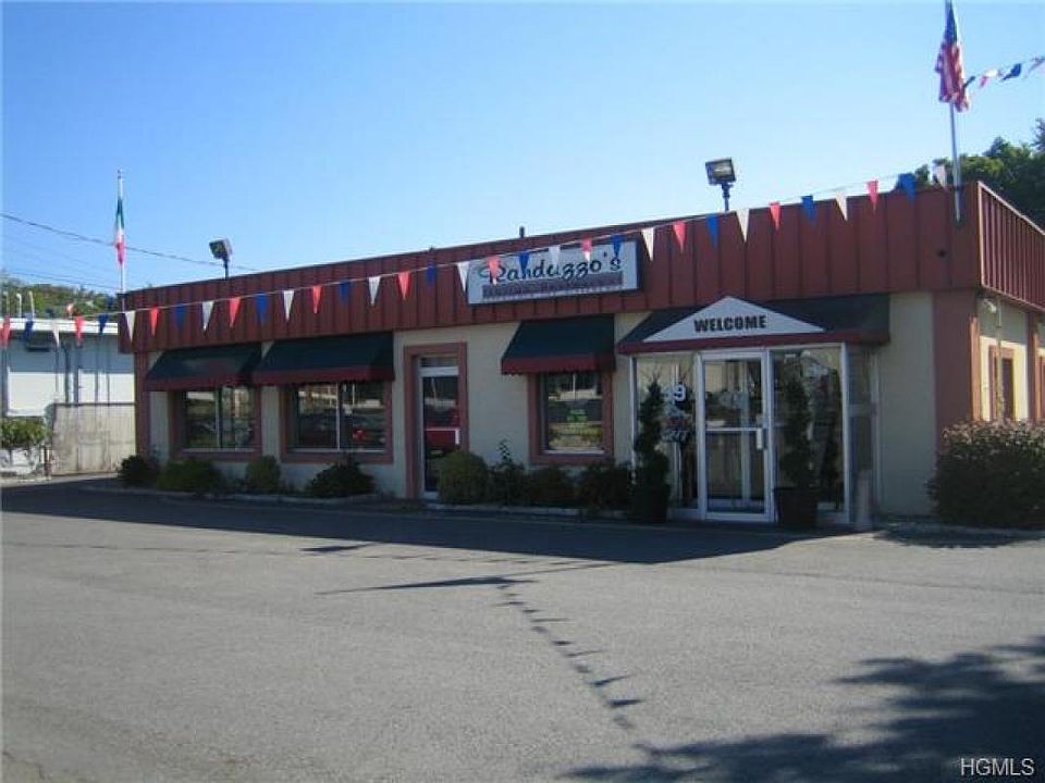 1st image of 359 Windsor Hwy