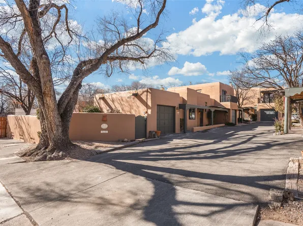 302 Alegre St, Santa Fe, NM 87501