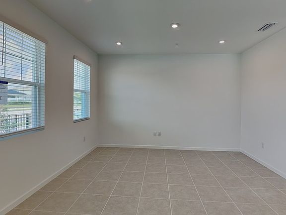 4th image of 4216 Sadler Rd