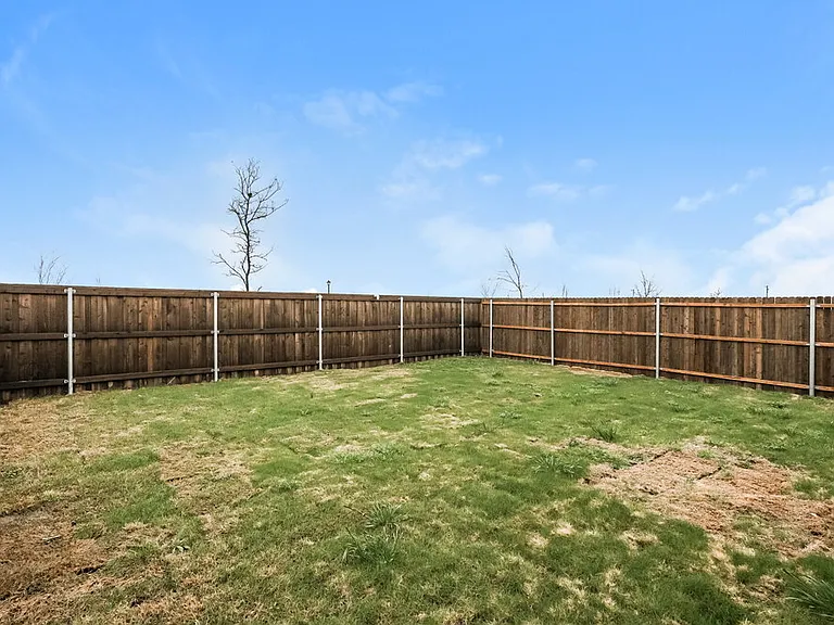 201 Sycamore Pl — Photo 15