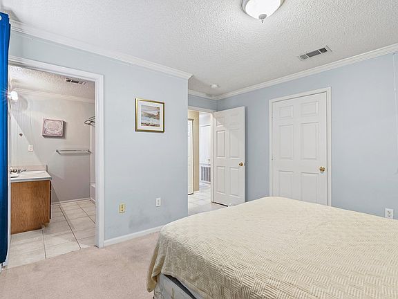 3rd image of 21 Private Road 3057