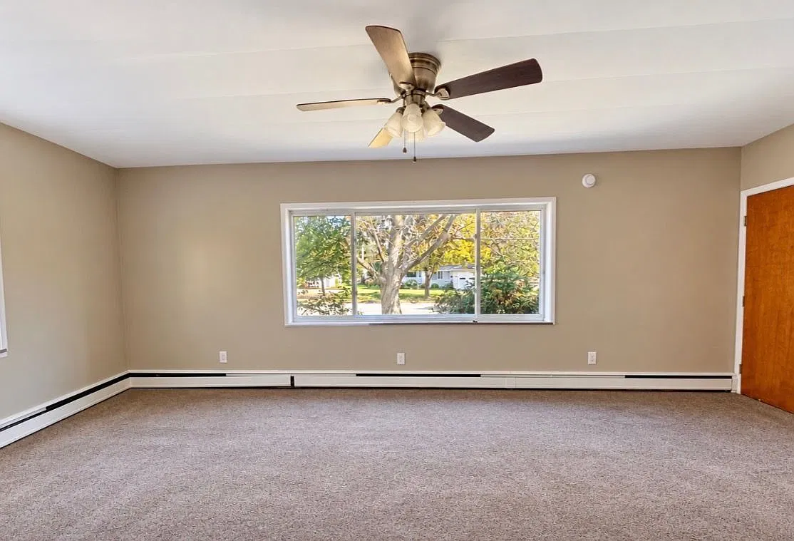 1 bed 1 bath — Photo 1