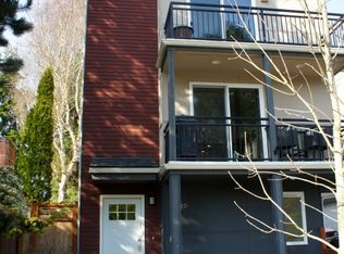 4020 NE 123rd St, Seattle, WA 98125