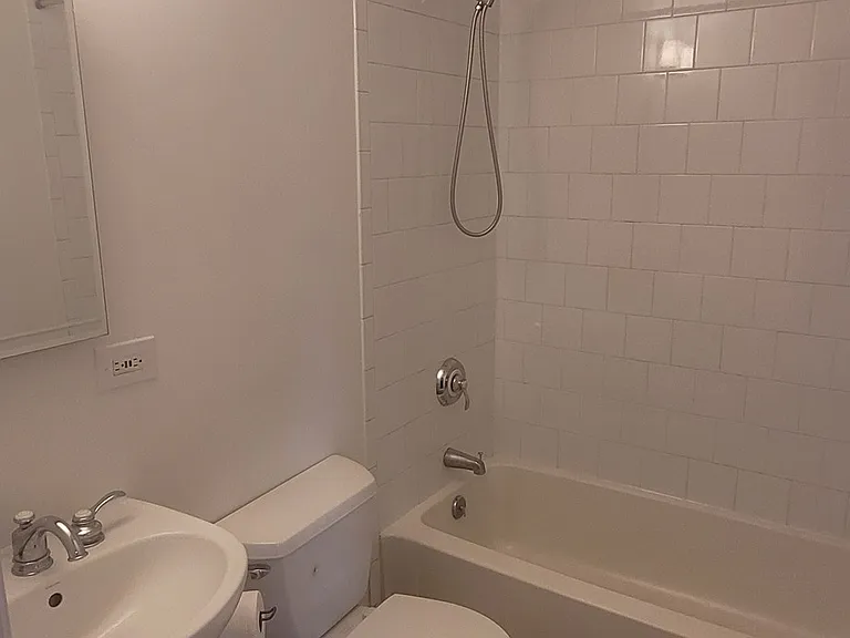 3743 W Argyle St #3 — Photo 12