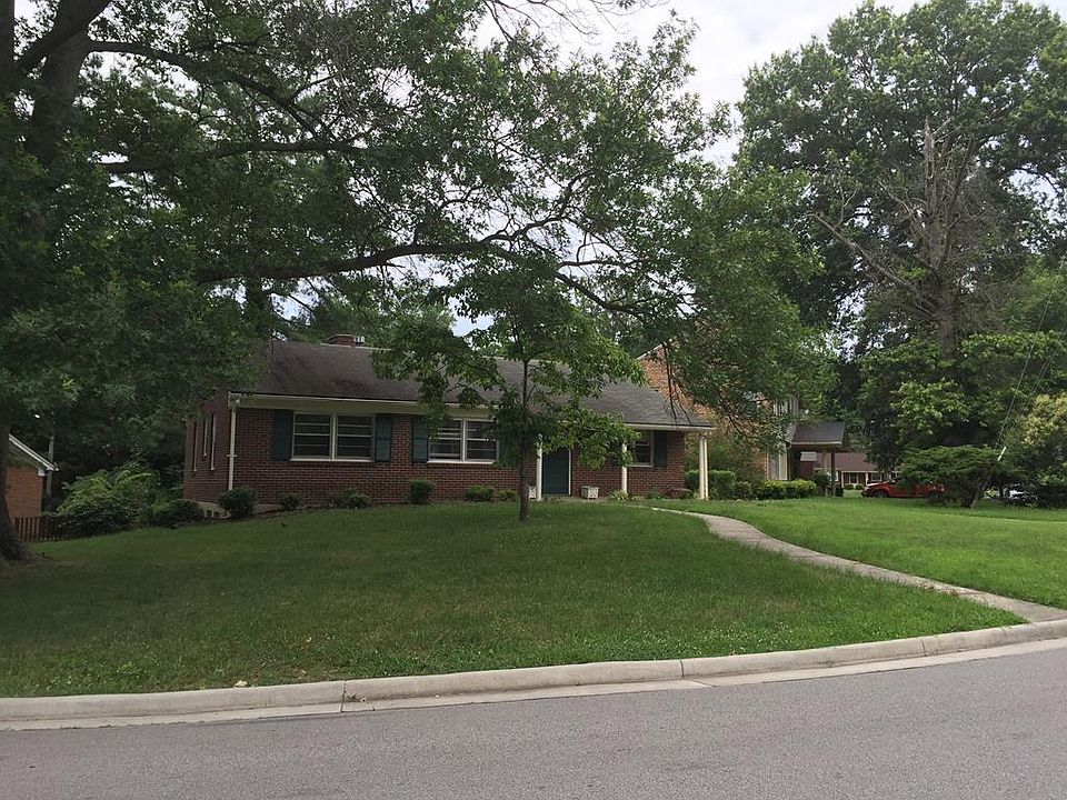 1st image of 208 Shamrock Dr